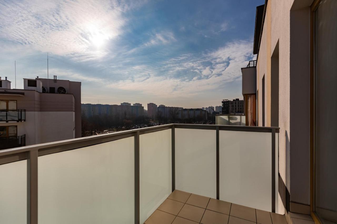 Metro Bielany Apartments By Noclegi Renters Varsavia Esterno foto